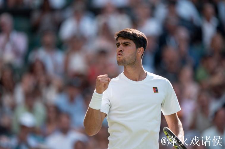 阿尔卡拉斯2-1力克弗里茨 总决赛小组赛豪取两连胜